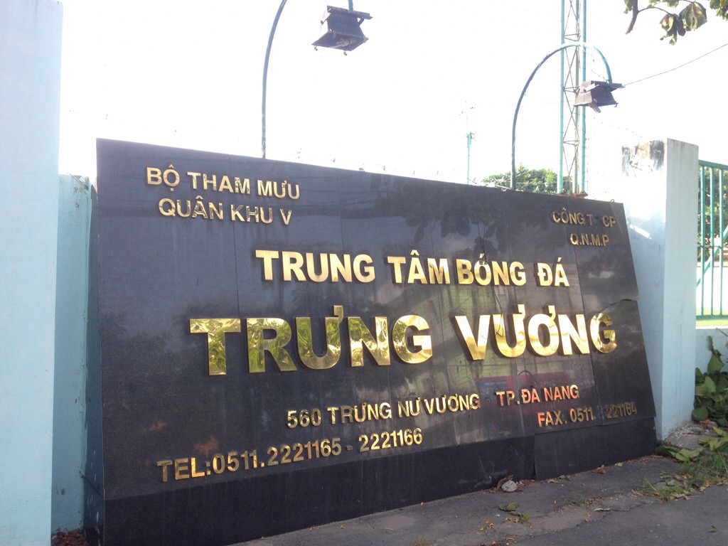 Hình ảnh sân TT bóng đá Trưng Vương
